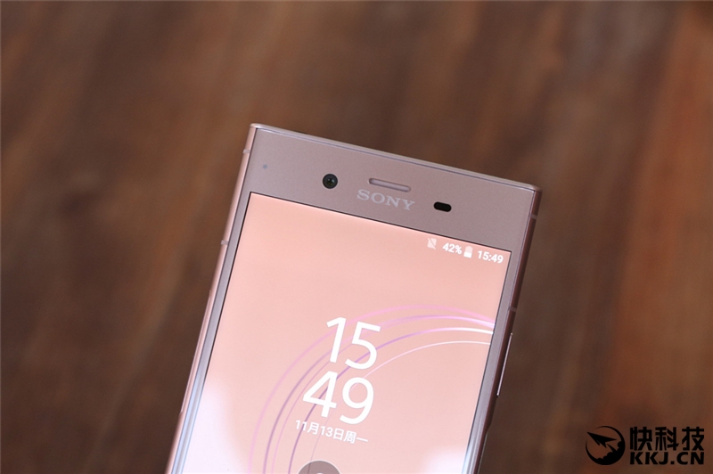 偏执的个性 索尼Xperia XZ1评测：无缝金属机身+独家极品摄像头