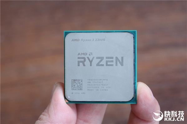 性价真神U！AMD Ryzen 3 2200G APU开箱图赏