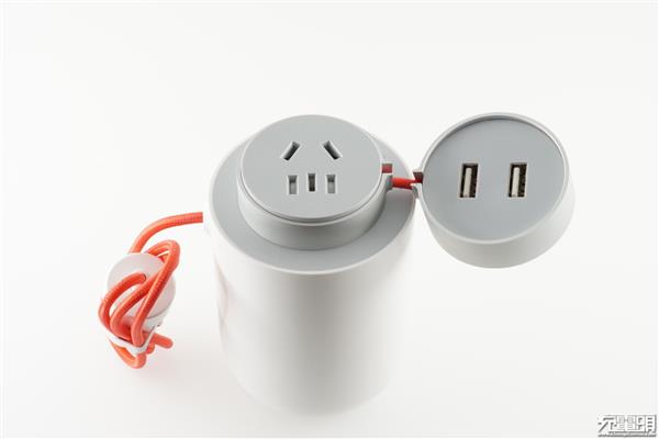 米家车载逆变器拆解：12V秒变220V