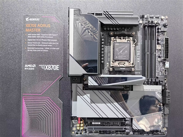 技嘉推出4款高端X870E主板：AMD锐龙9000系列最佳搭档