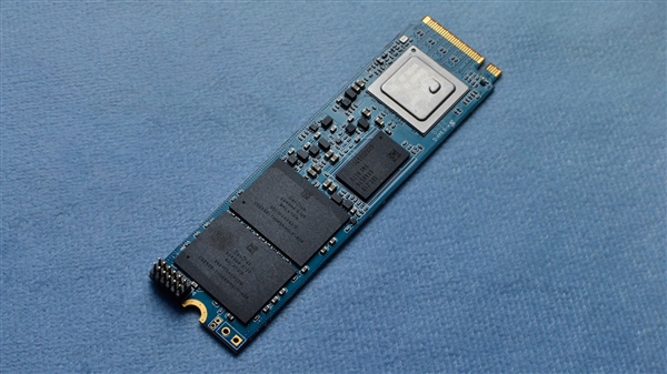 这才是我想要的PCIe 5.0 SSD！慧荣SM2508主控首测：读写满血 还不烫手