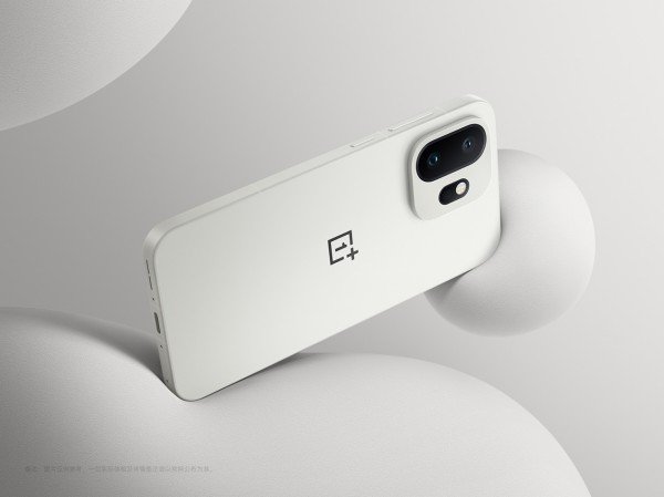 一加 15T 全新配色来袭:通体纯白,无愧「机圈白月光」