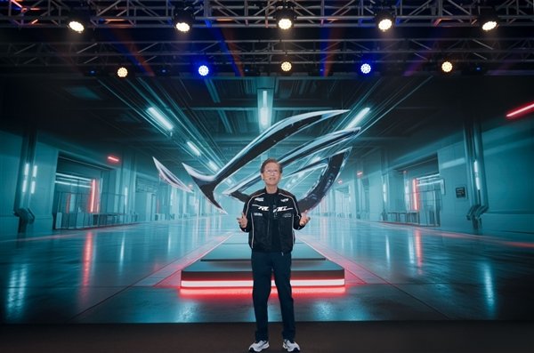 玩出骄傲来!ROG 20周年系列新品强势登场COMPUTEX 2026